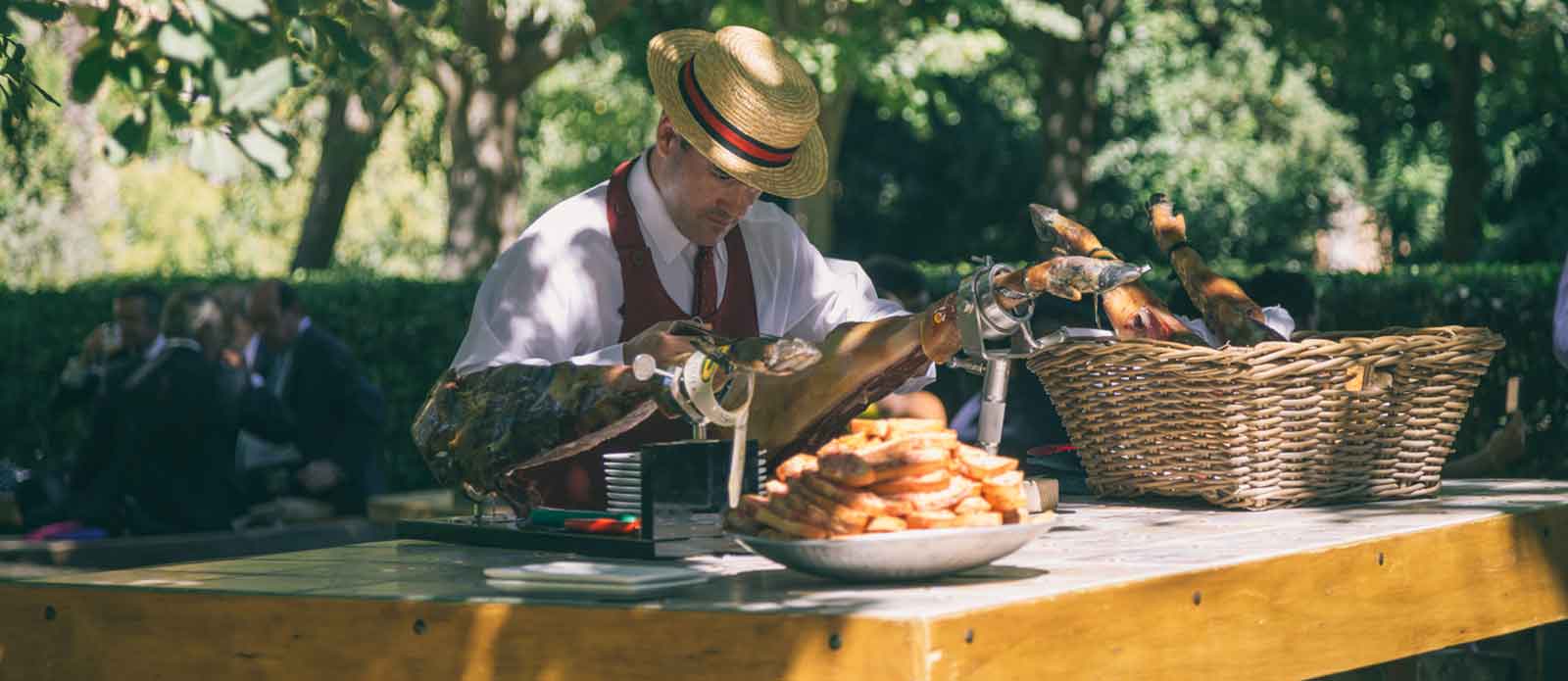 Cortador de jamón en exteriores