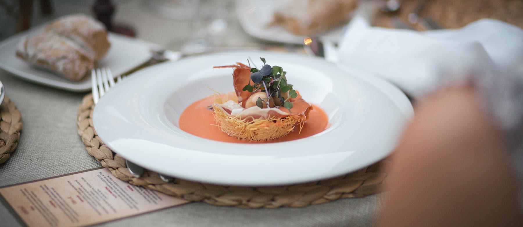 Plato de salmorejo